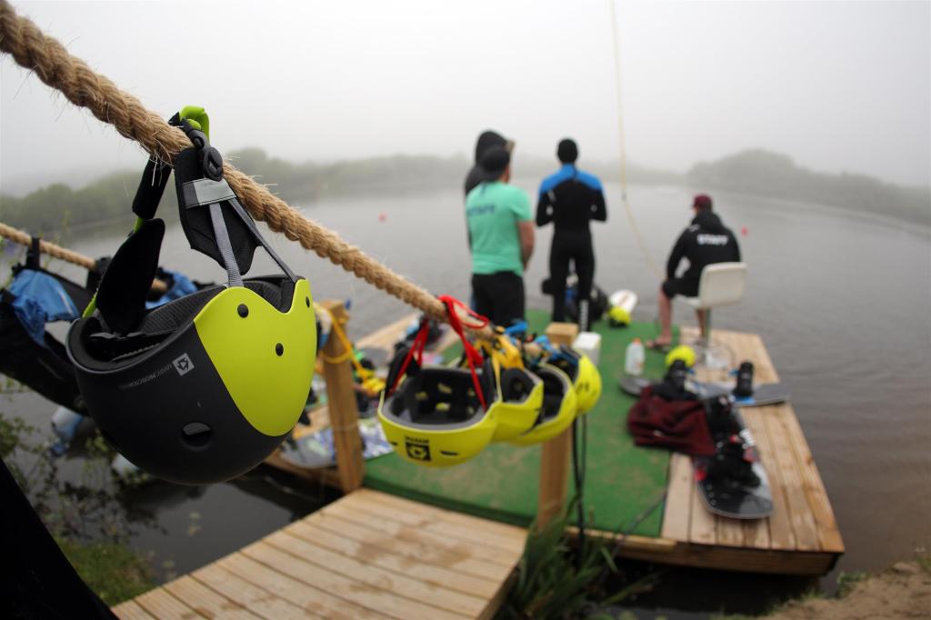 JF151456 .Jason Feast