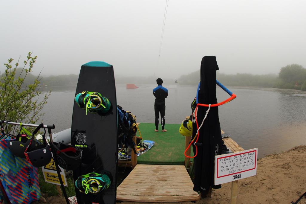 JF151477 .Jason Feast