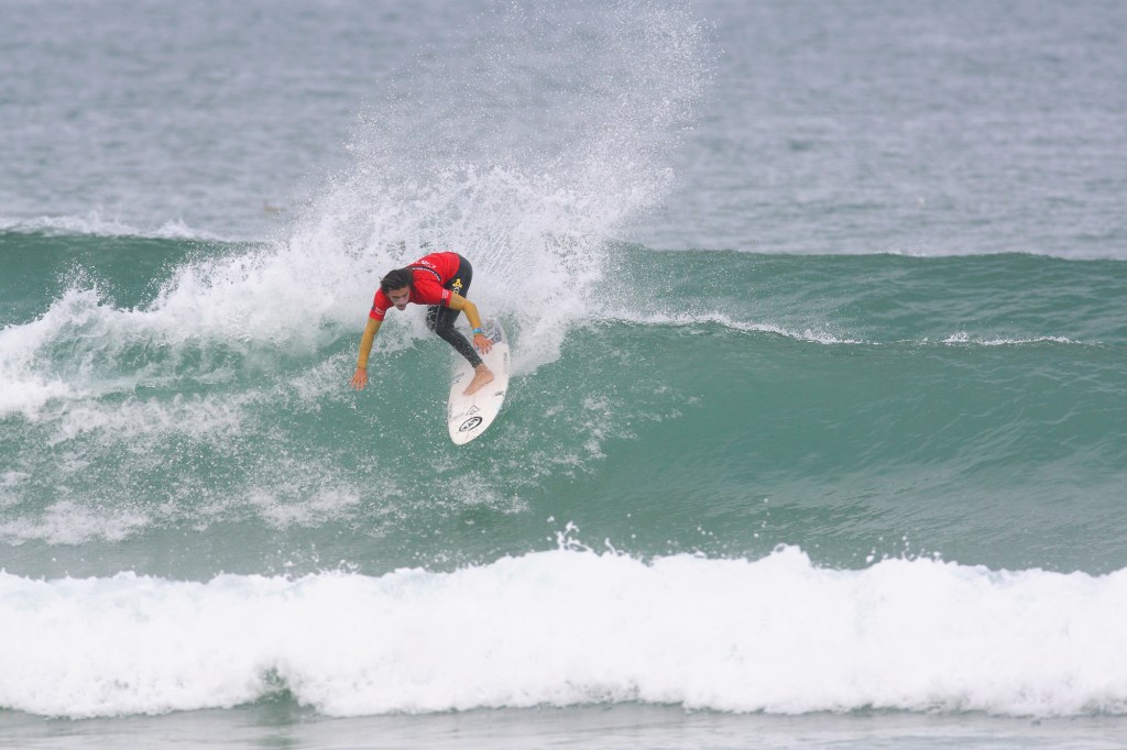 Fri Eduardo Del Perro by jason feast