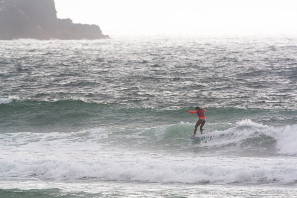 sunday1 girls longboard by jason feast