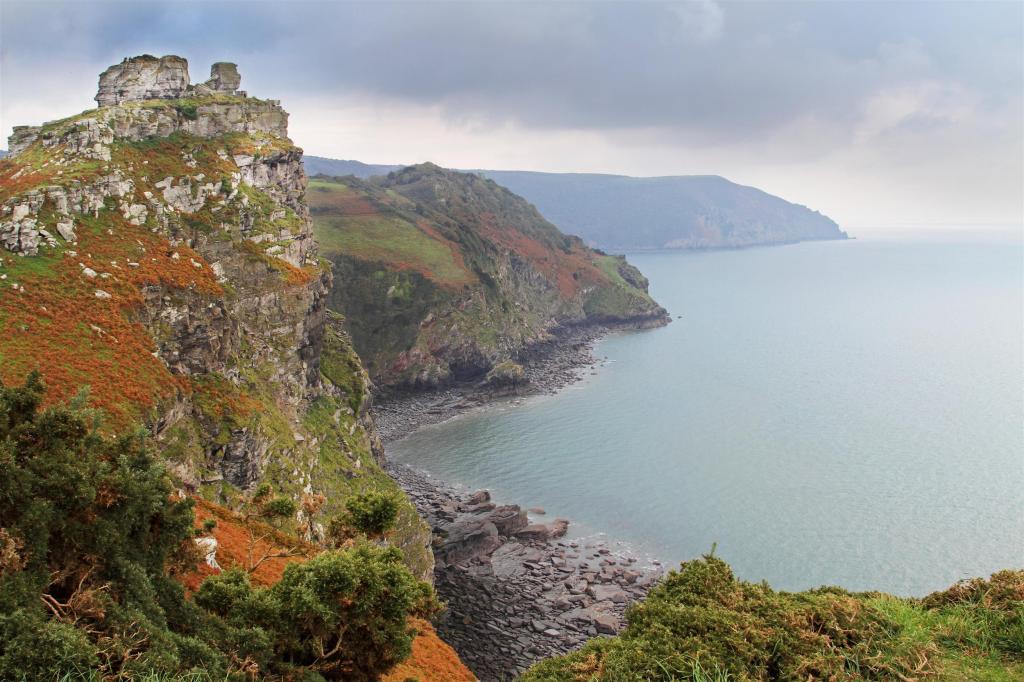 JF1L8175 .CREDIT JASON FEAST