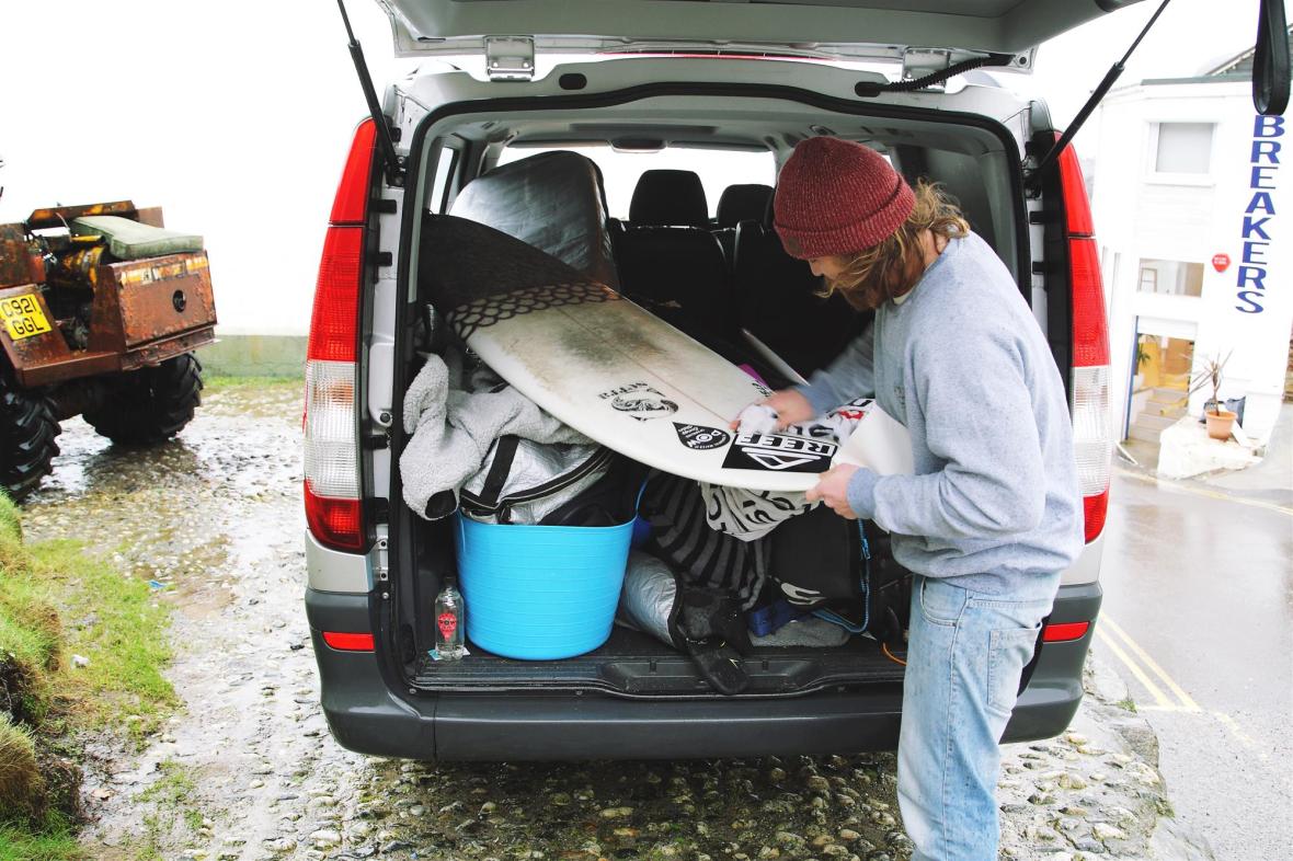 JF150064_JASON Feast